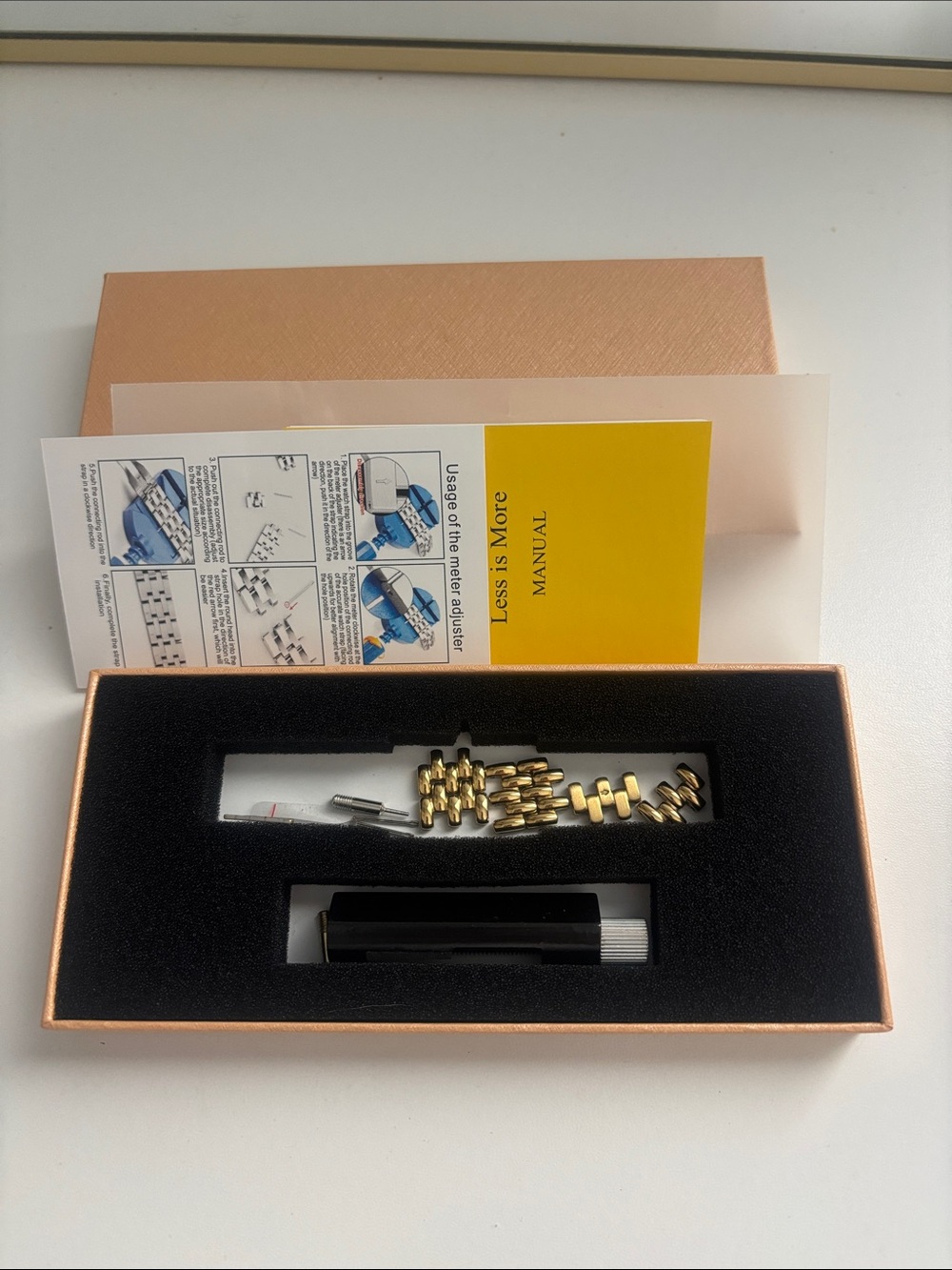 Gold watch - Picture 4 of 4